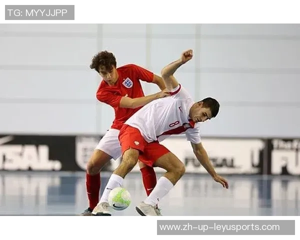 足球俊杰的传奇之路:从草根到世界舞台的辉煌历程与心路历程 足球俊杰的传奇之路:从草根到世界舞台的辉煌历程与心路历程